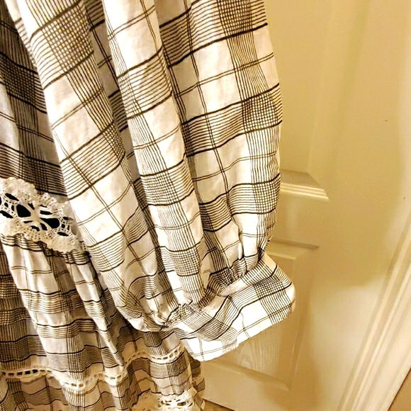 FREE PEOPLE TIME OUT LACE TUNIC BLOUSE - Picture 10 of 12